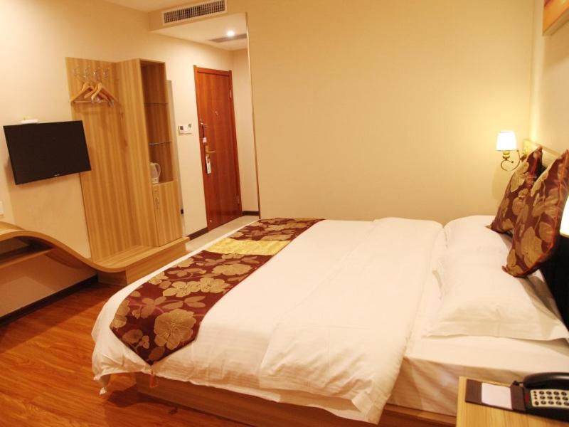 Greentree Alliance Yichang East Yichang Station Hotel Extérieur photo