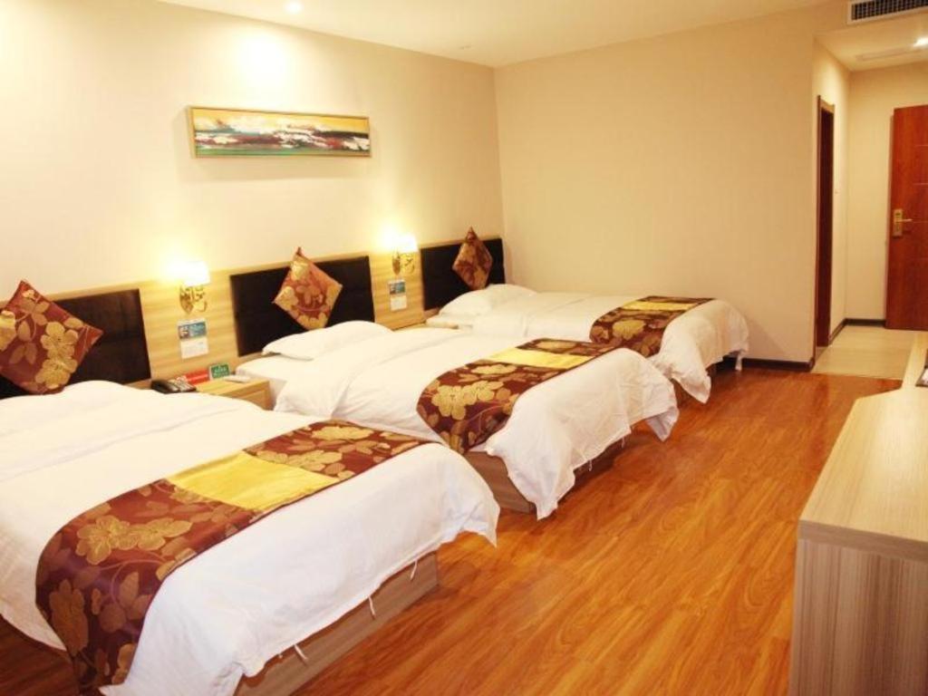 Greentree Alliance Yichang East Yichang Station Hotel Extérieur photo