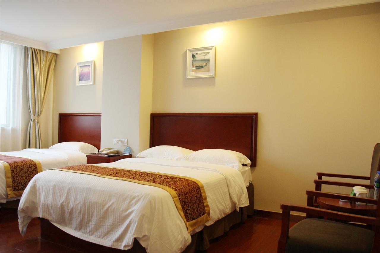 Greentree Alliance Yichang East Yichang Station Hotel Extérieur photo