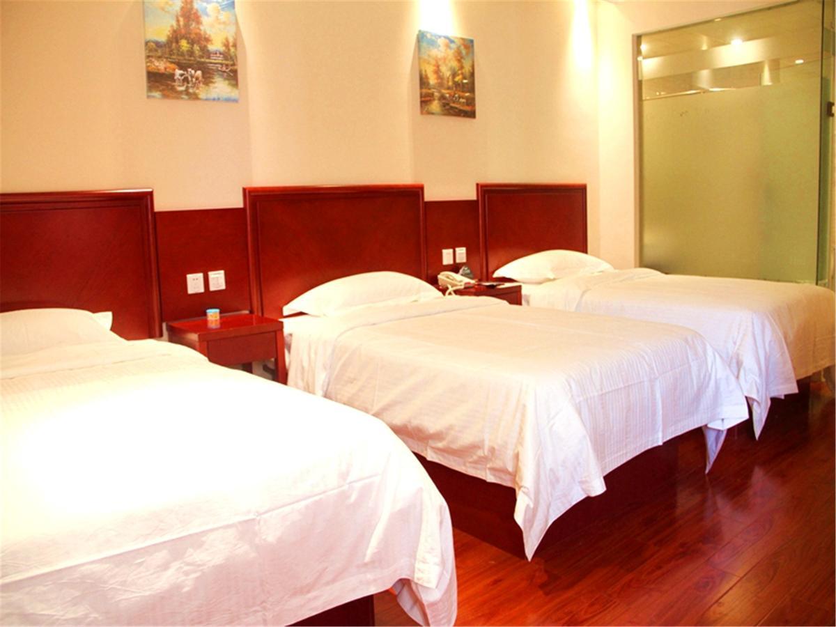 Greentree Alliance Yichang East Yichang Station Hotel Extérieur photo