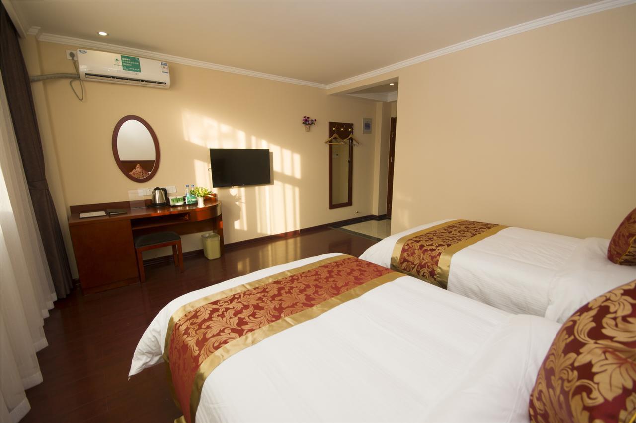 Greentree Alliance Yichang East Yichang Station Hotel Extérieur photo
