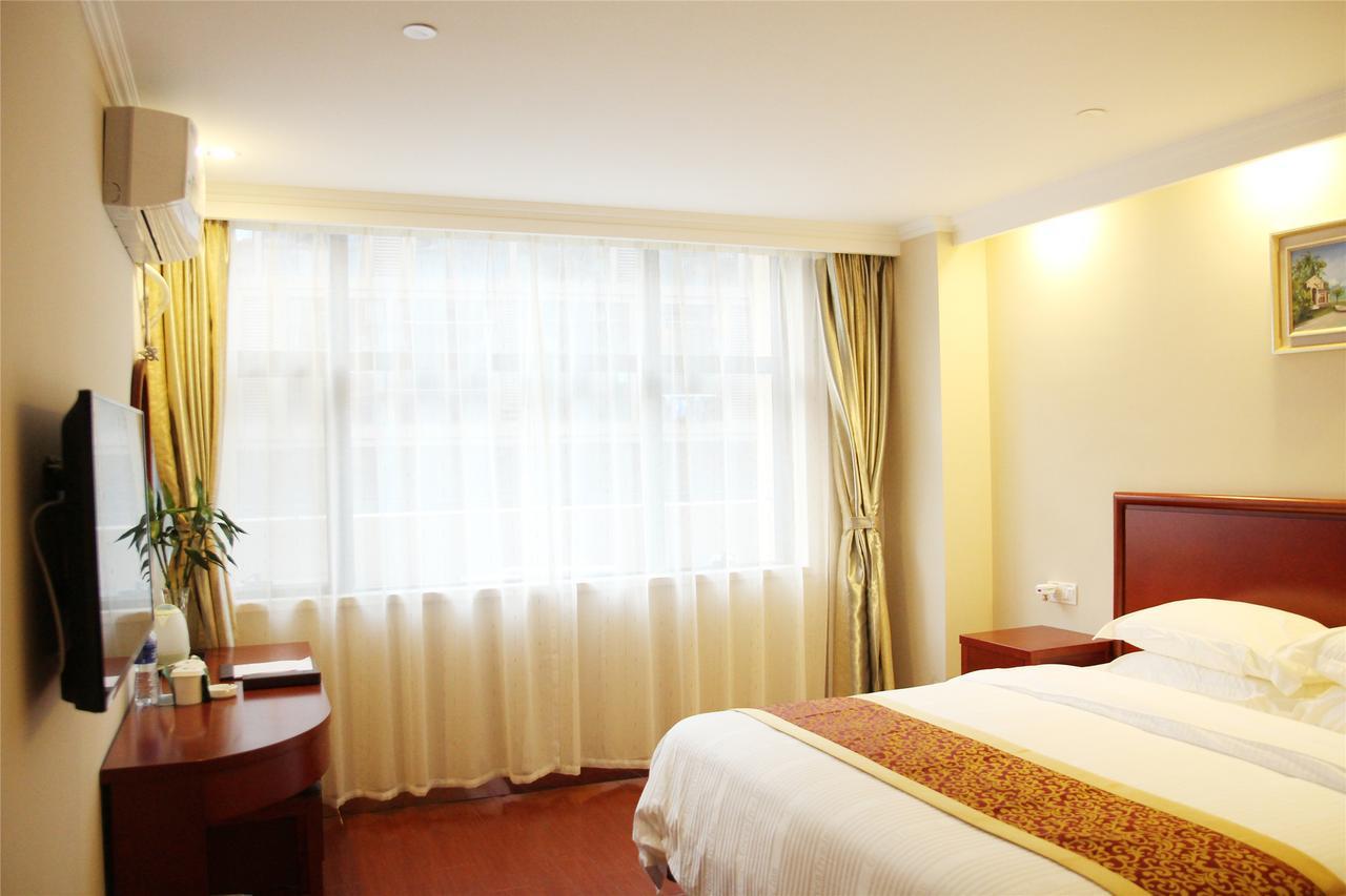 Greentree Alliance Yichang East Yichang Station Hotel Extérieur photo