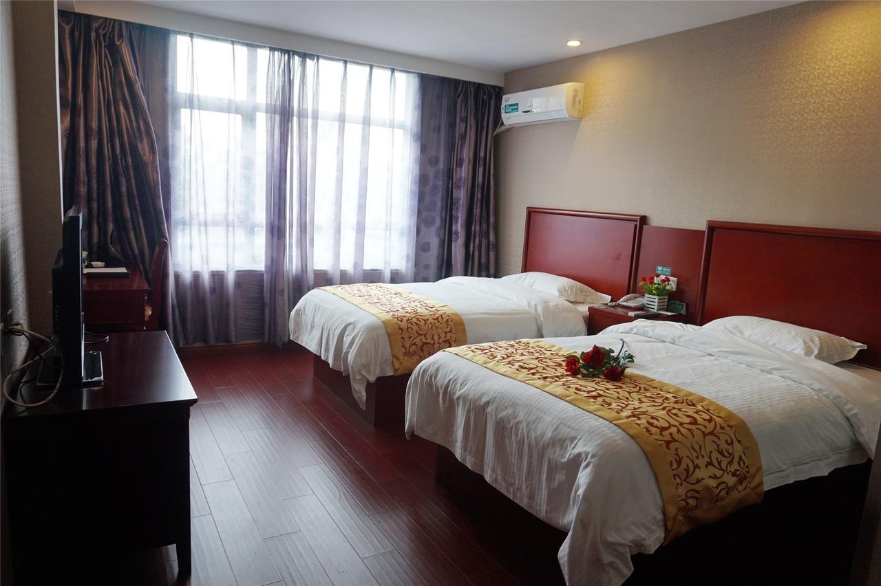 Greentree Alliance Yichang East Yichang Station Hotel Extérieur photo